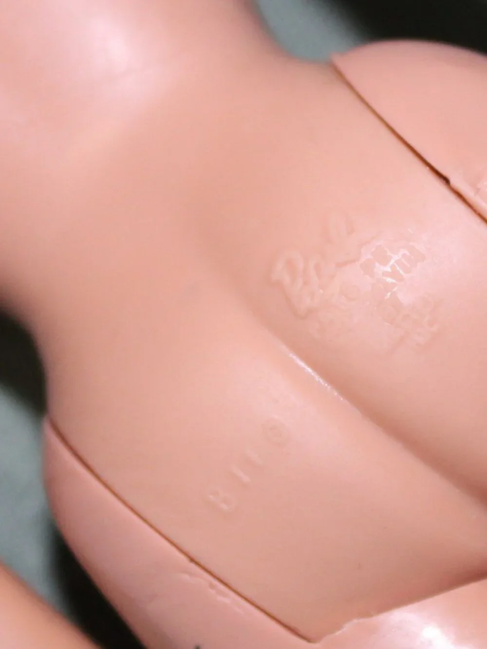 Vintage #4 Barbie Doll Solid Body Brunette Ponytail No Green Ear, Excellent
